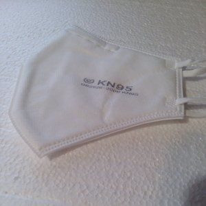 #39-$15-SM KN95 MASKS-5 IN A PACK